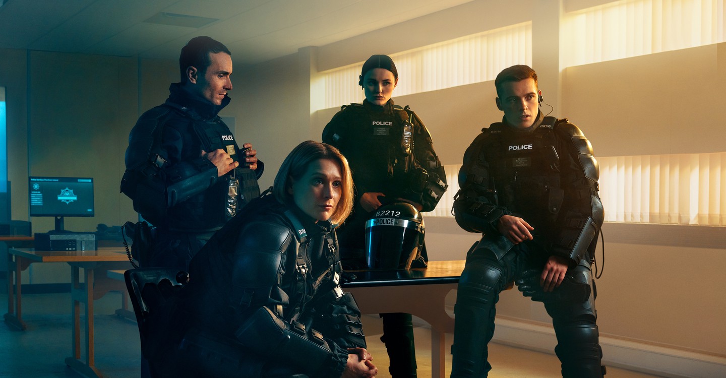警之光第二季-Blue Lights/一線警事 / 藍光警報(臺) / 北愛警之光 / 藍光 Season 2最新全集線上看線上播放