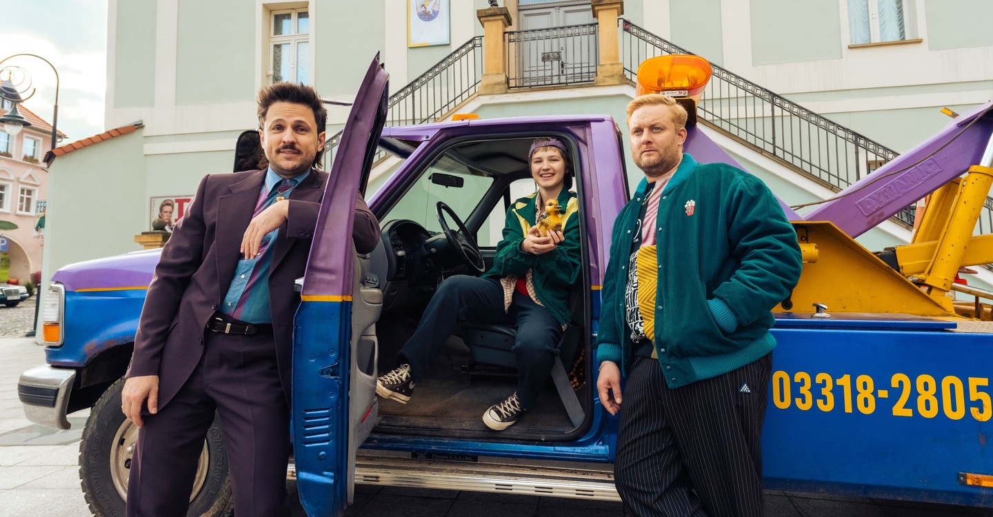 小鎮有嘻哈第一季-Crap Happens/Kacken an der HavelSeason 1最新全集線上看線上播放